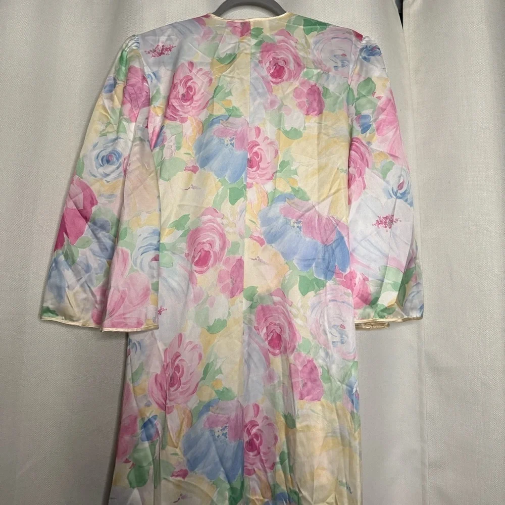 Vintage Lucie Ann Satin Pastel Floral Robe Neglige Medium